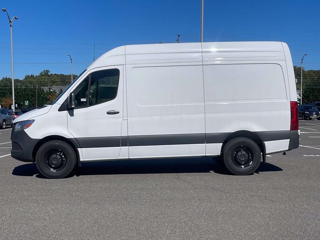 New 2025 Mercedes-Benz Sprinter 2500 image 2