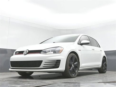 Used 2017 Volkswagen GTI S image 42