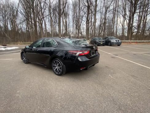 Certified 2023 Toyota Camry SE image 12