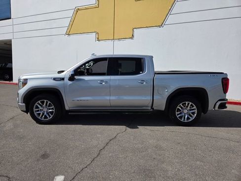 Used 2021 GMC Sierra 1500 SLT w/ SLT Convenience Package image 3