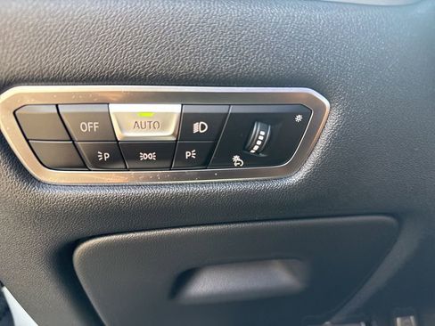 Used 2023 BMW X7 xDrive40i w/ M Sport Package image 13