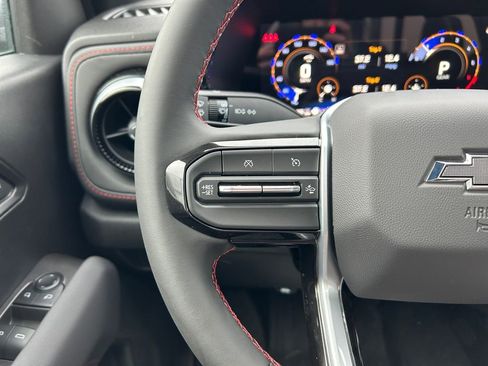 New 2025 Chevrolet Colorado Z71 w/ Technology Package image 17