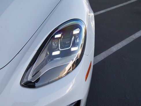 Certified 2023 Porsche Panamera Platinum Edition RWD image 7