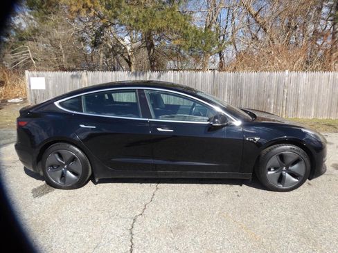 Used 2019 Tesla Model 3 Standard Range Plus RWD image 8