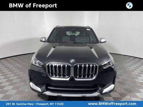 Used 2023 BMW X1 xDrive28i w/ Premium Package image 1
