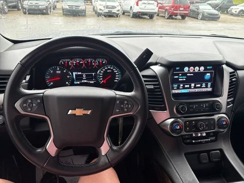 Used 2018 Chevrolet Tahoe LS w/ Enhanced Driver Alert Package AWD/4WD image 10