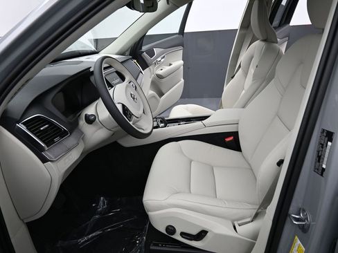 New 2025 Volvo XC90 T8 Plus w/ Protection Package Premier image 14