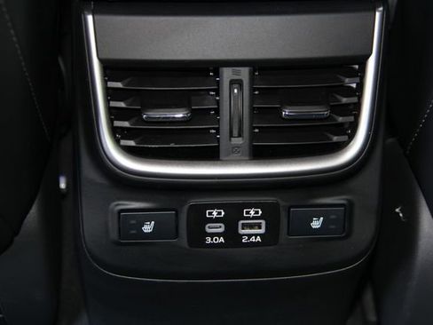 Used 2025 Subaru Legacy Limited AWD/4WD image 33