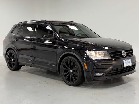 Used 2020 Volkswagen Tiguan SE R-Line image 5