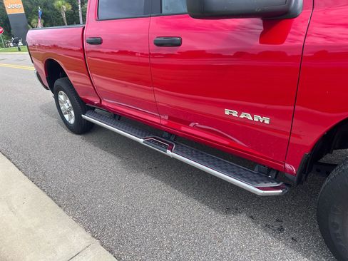 Used 2026 RAM 2500 Big Horn AWD/4WD image 2