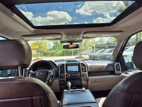 Used 2020 Ford F150 Limited w/ Trailer Tow Package image 14