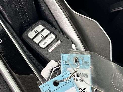 Used 2022 Honda Accord Sport image 39