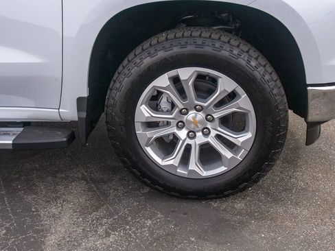 New 2026 Chevrolet Silverado 1500 LTZ w/ LTZ Premium Package AWD/4WD image 5