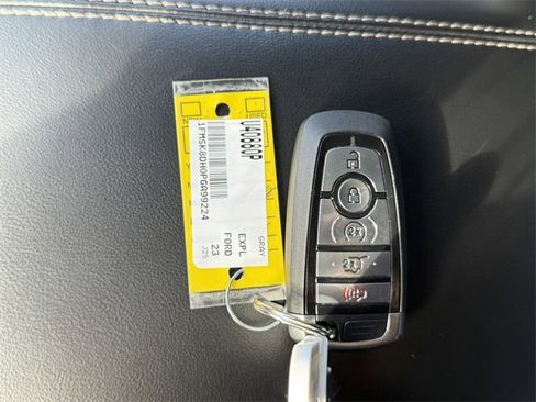 Certified 2023 Ford Explorer XLT w/ Equipment Group 202A image 15