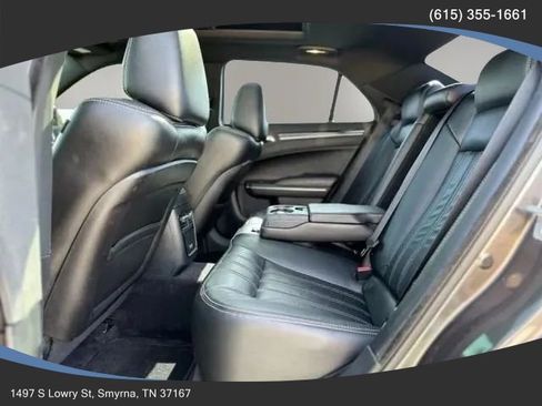 Used 2018 Chrysler 300 S w/ 300S Premium Group AWD/4WD image 11