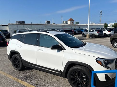 Used 2019 GMC Terrain SLE w/ Driver Convenience Package AWD/4WD image 6