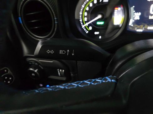 Used 2024 Jeep Wrangler Unlimited Rubicon 4xe AWD/4WD image 20