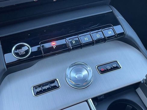 New 2025 Lincoln Navigator L Reserve w/ Jet Appearance Package image 12