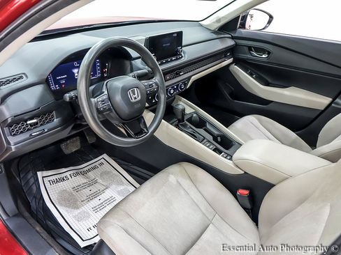 Used 2025 Honda Accord SE image 14