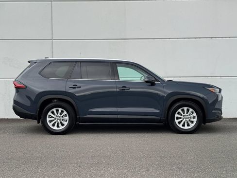 Certified 2025 Toyota Grand Highlander AWD Hybrid image 8