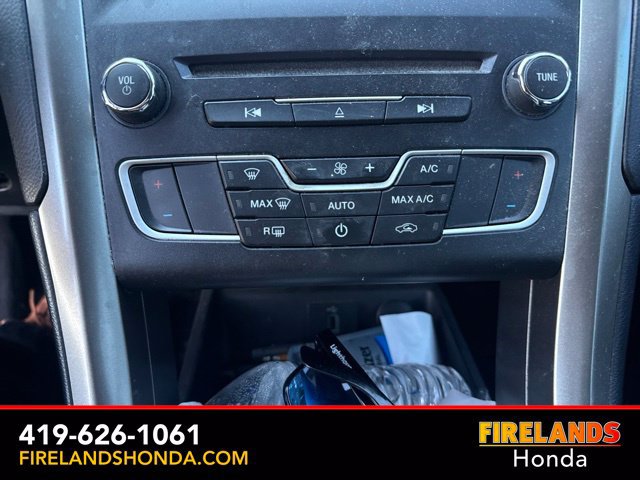 Used 2017 Ford Fusion SE w/ Equipment Group 201A FWD image 20