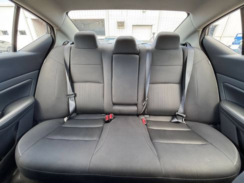 Used 2025 Nissan Altima 2.5 SV FWD image 38