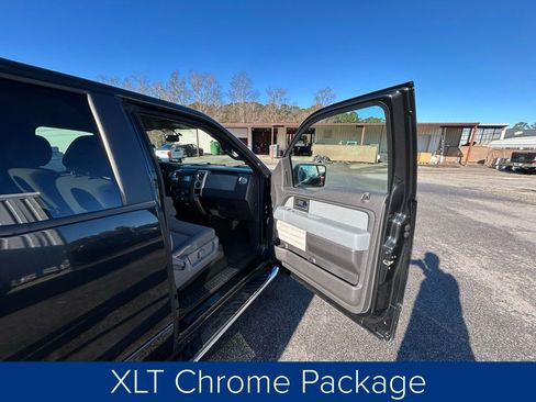 Used 2014 Ford F150 XLT w/ XLT Chrome Package image 14