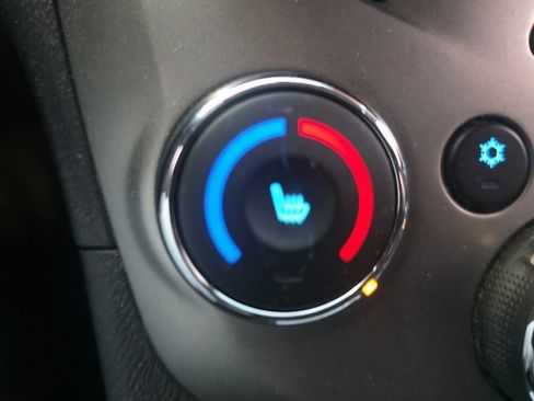 Used 2015 Chevrolet Sonic LTZ image 20