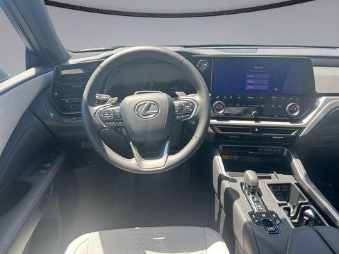 Used 2025 Lexus TX 350 AWD w/ Technology Package image 21