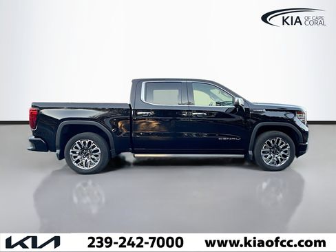 Used 2025 GMC Sierra 1500 Denali Ultimate image 6