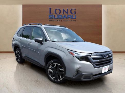 Certified 2025 Subaru Forester Limited image 3