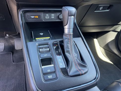 Used 2025 Honda CR-V Sport-L image 13