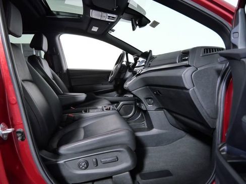 Used 2025 Honda Odyssey Sport-L image 11
