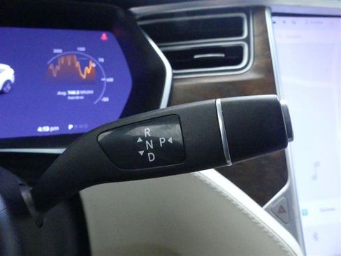 Used 2017 Tesla Model X 100D AWD/4WD image 21