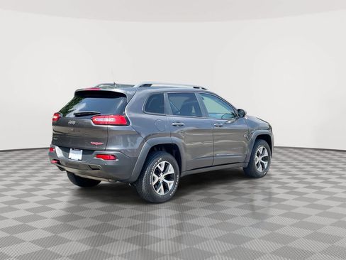 Used 2014 Jeep Cherokee Trailhawk w/ Technology Group AWD/4WD image 8