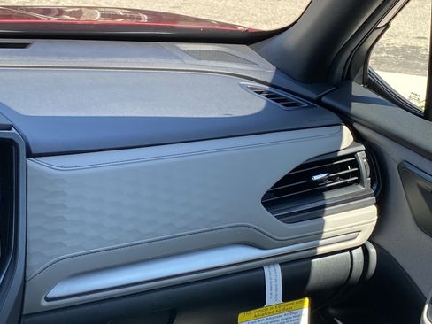 New 2026 Subaru Forester Premium AWD/4WD image 22