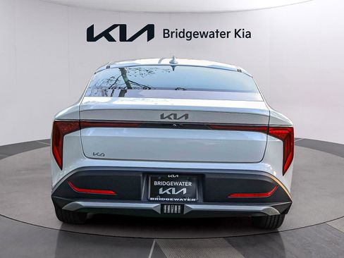 Certified 2025 Kia K4 FWD image 5
