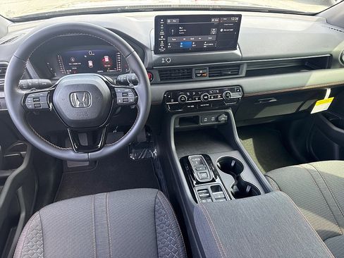 New 2026 Honda Pilot Sport image 6