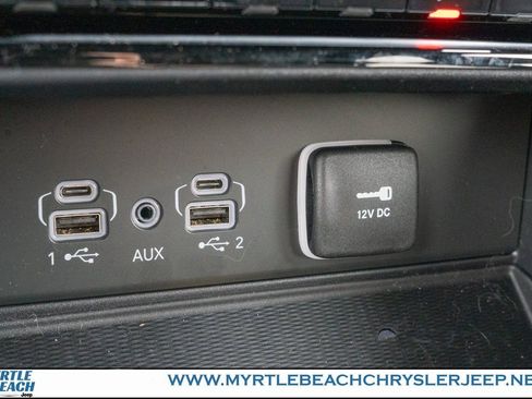 Certified 2024 Jeep Grand Cherokee L Altitude image 24