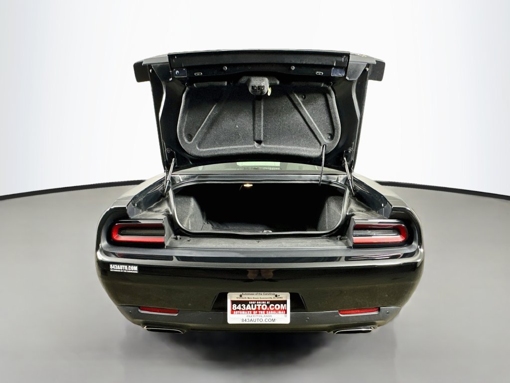 Used 2022 Dodge Challenger R/T Scat Pack RWD image 35