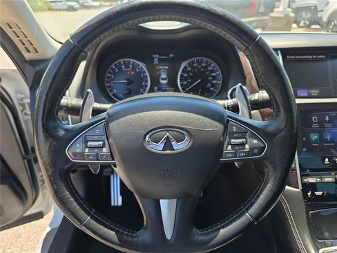 Used 2017 INFINITI Q50 Red Sport 400 AWD/4WD image 16