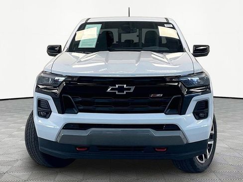 Used 2023 Chevrolet Colorado Z71 w/ Z71 Convenience Package 2 AWD/4WD image 2