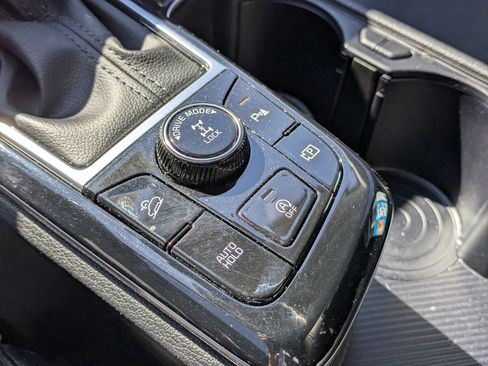 Used 2024 Kia Sportage EX image 21