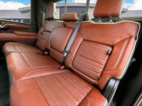 Certified 2024 GMC Sierra 3500 Denali Ultimate image 27