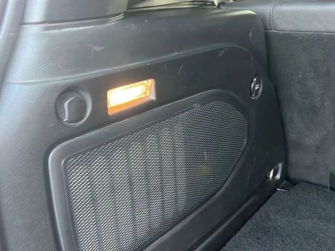 Used 2015 Jeep Renegade Limited image 9