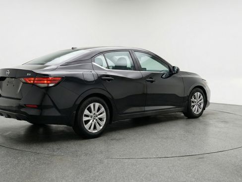 Used 2025 Nissan Sentra S FWD image 9
