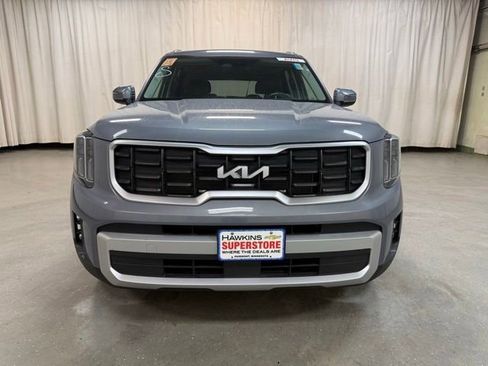 Used 2025 Kia Telluride S AWD/4WD image 12
