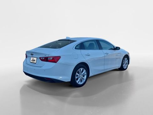 Used 2024 Chevrolet Malibu LT image 4