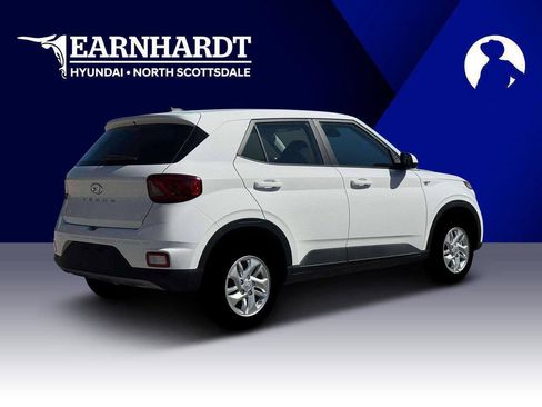 New 2026 Hyundai Venue SE FWD image 8