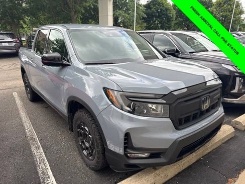 Used 2025 Honda Ridgeline Sport+ image 4